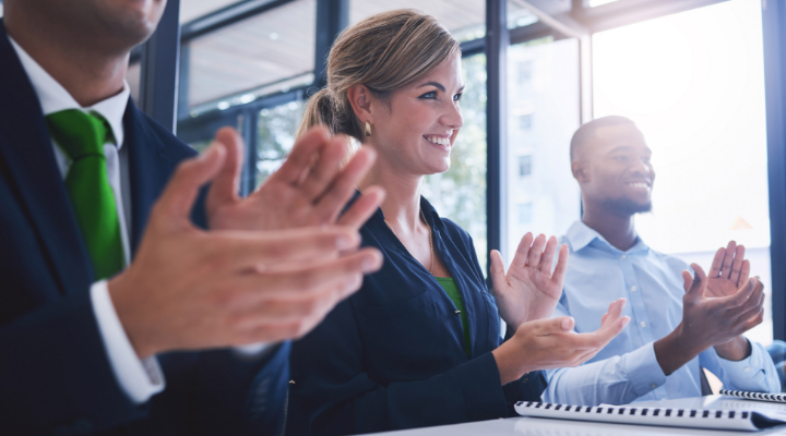  professionals are clapping for their newcomers