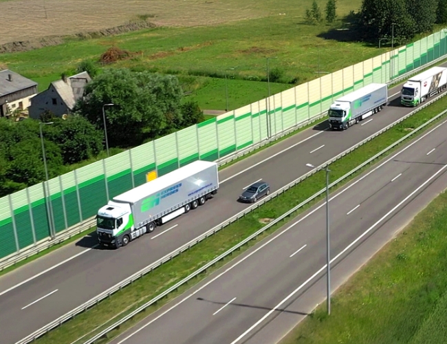 International road transport in Europe – Express Heroes logistics network connecting companies, carriers and supply chains